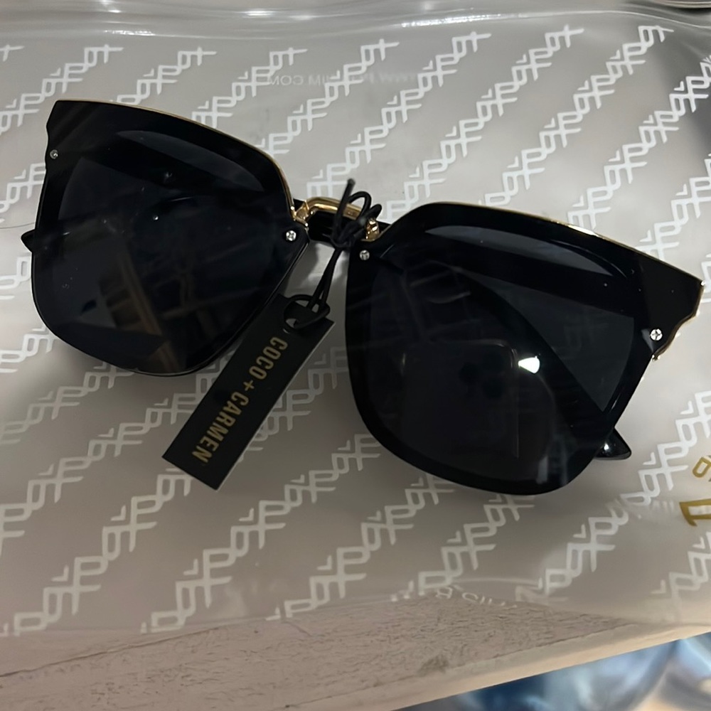 Coco + Carmen Blag Sunglasses